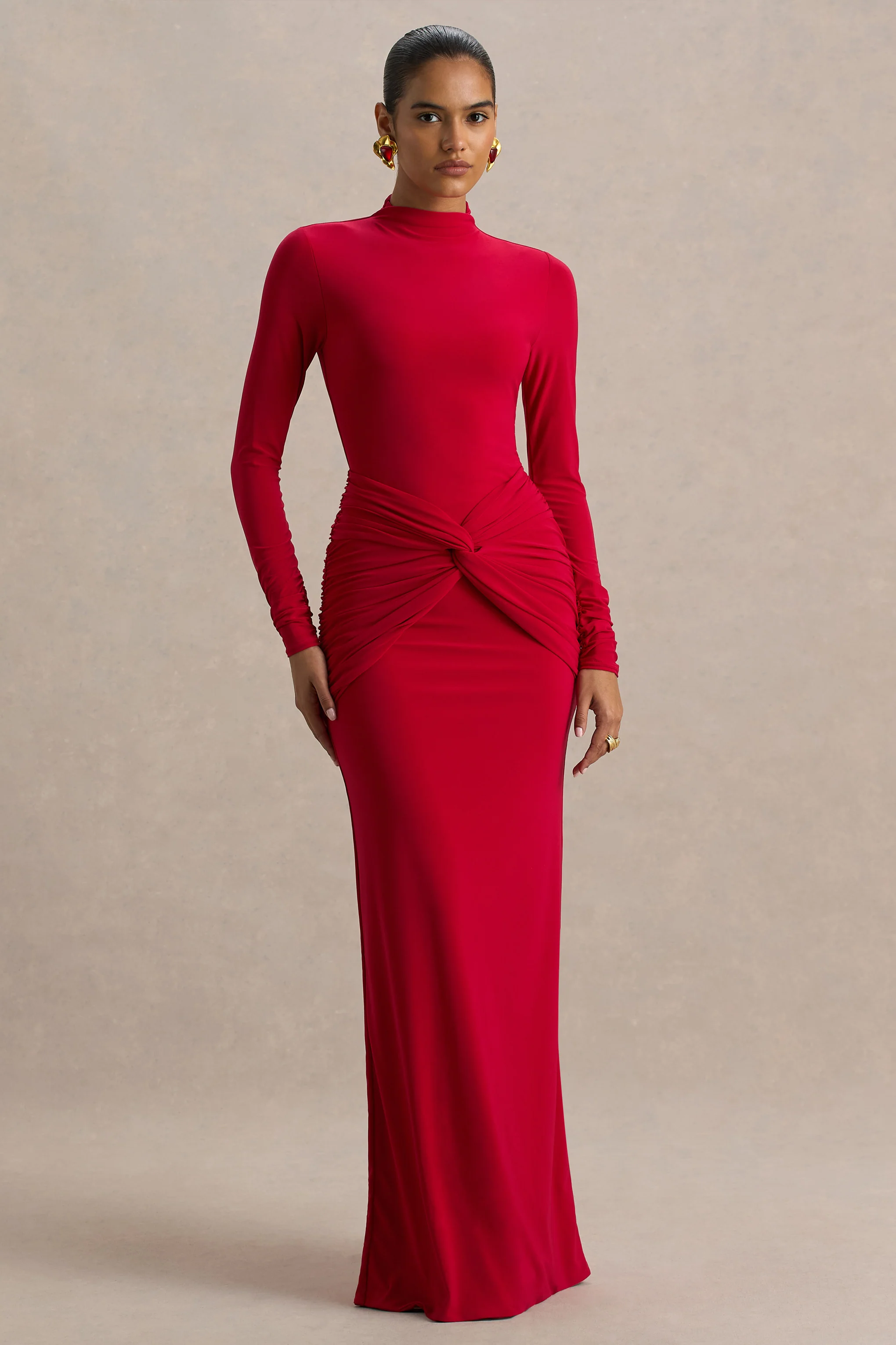 Alula | Rotes Maxikleid mit hohem Kragen und Twist-Detail