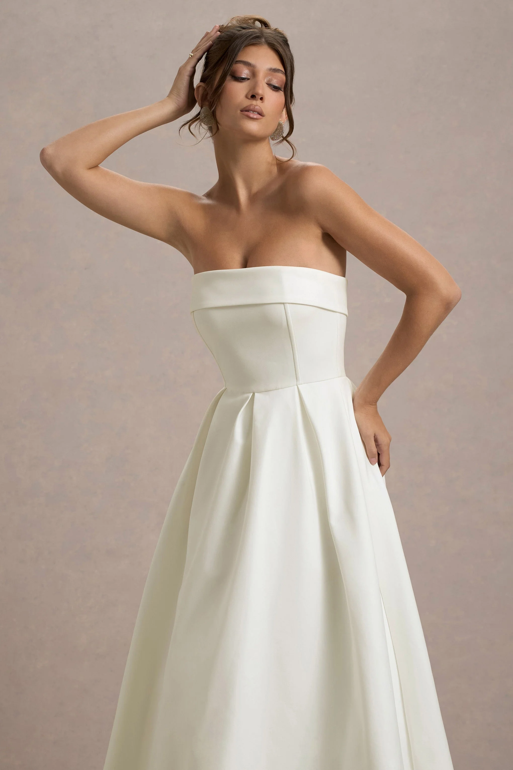 Annalise | Ecrufarbenes Bandeau-Skater-Midikleid - Image 3