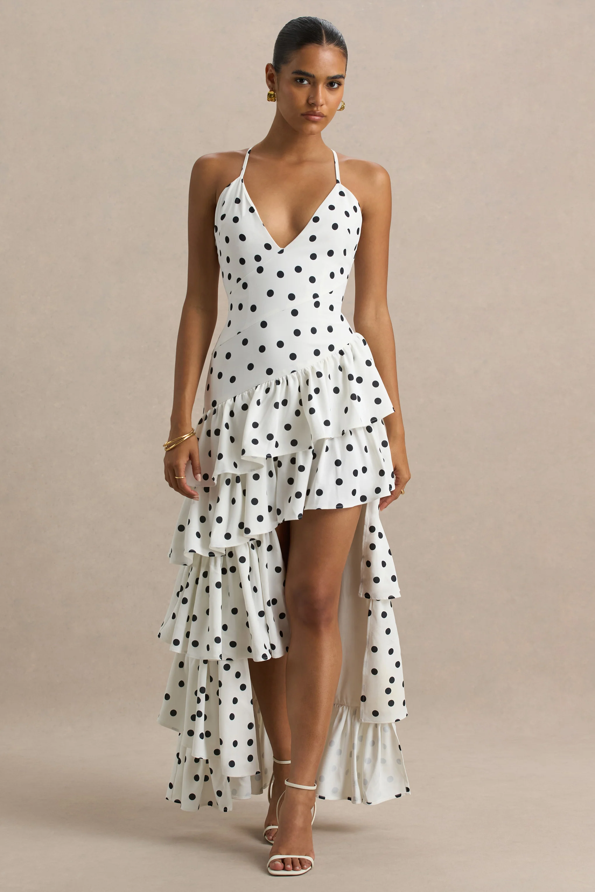 Bogota | Polka-Dot-Maxikleid mit V-Ausschnitt, Rüschendetails und Frontschlitz.