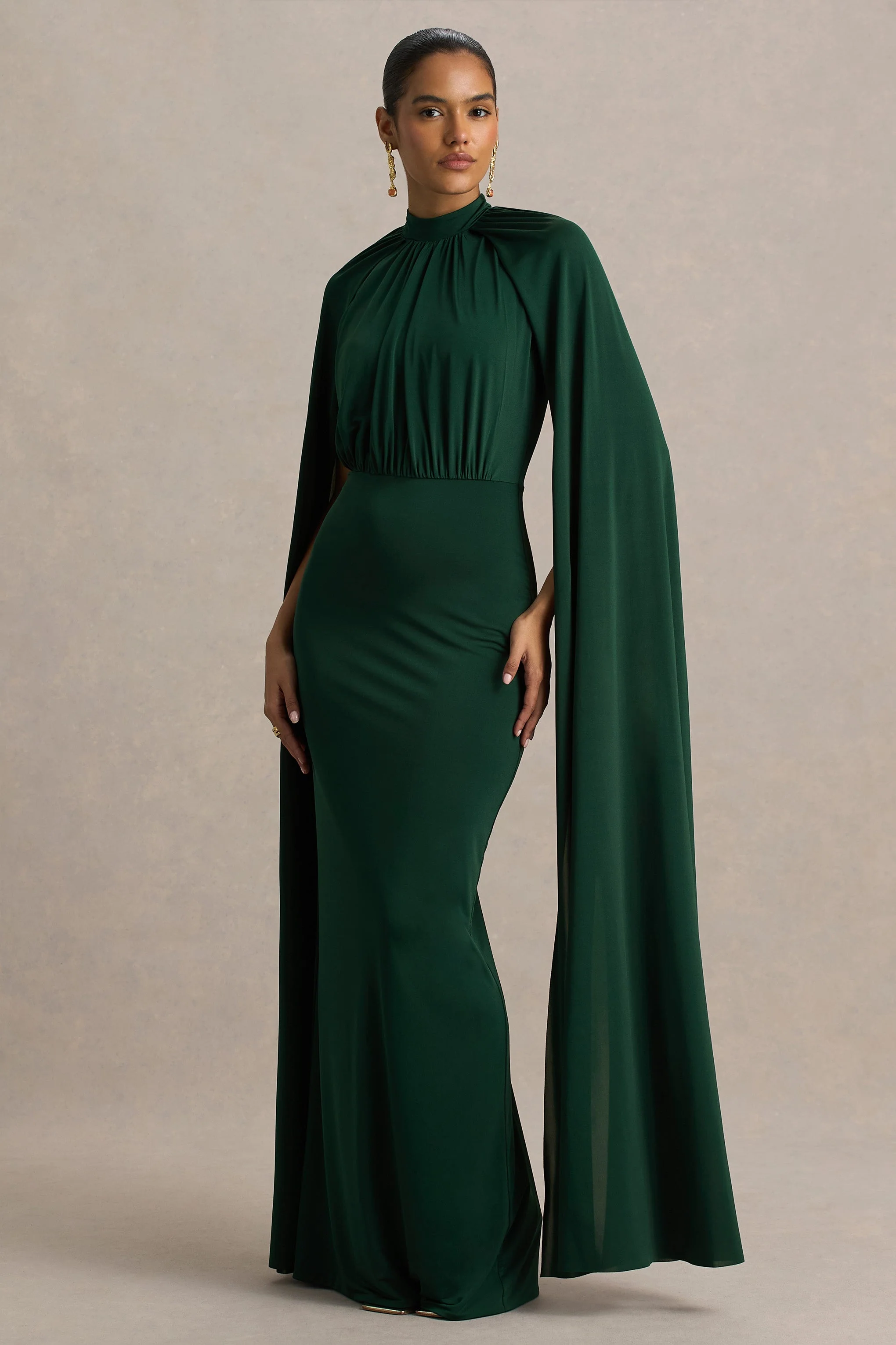 Darielle | Flaschengrünes Maxi-Kleid mit hohem Kragen und Umhang-Ärmeln - Image 5