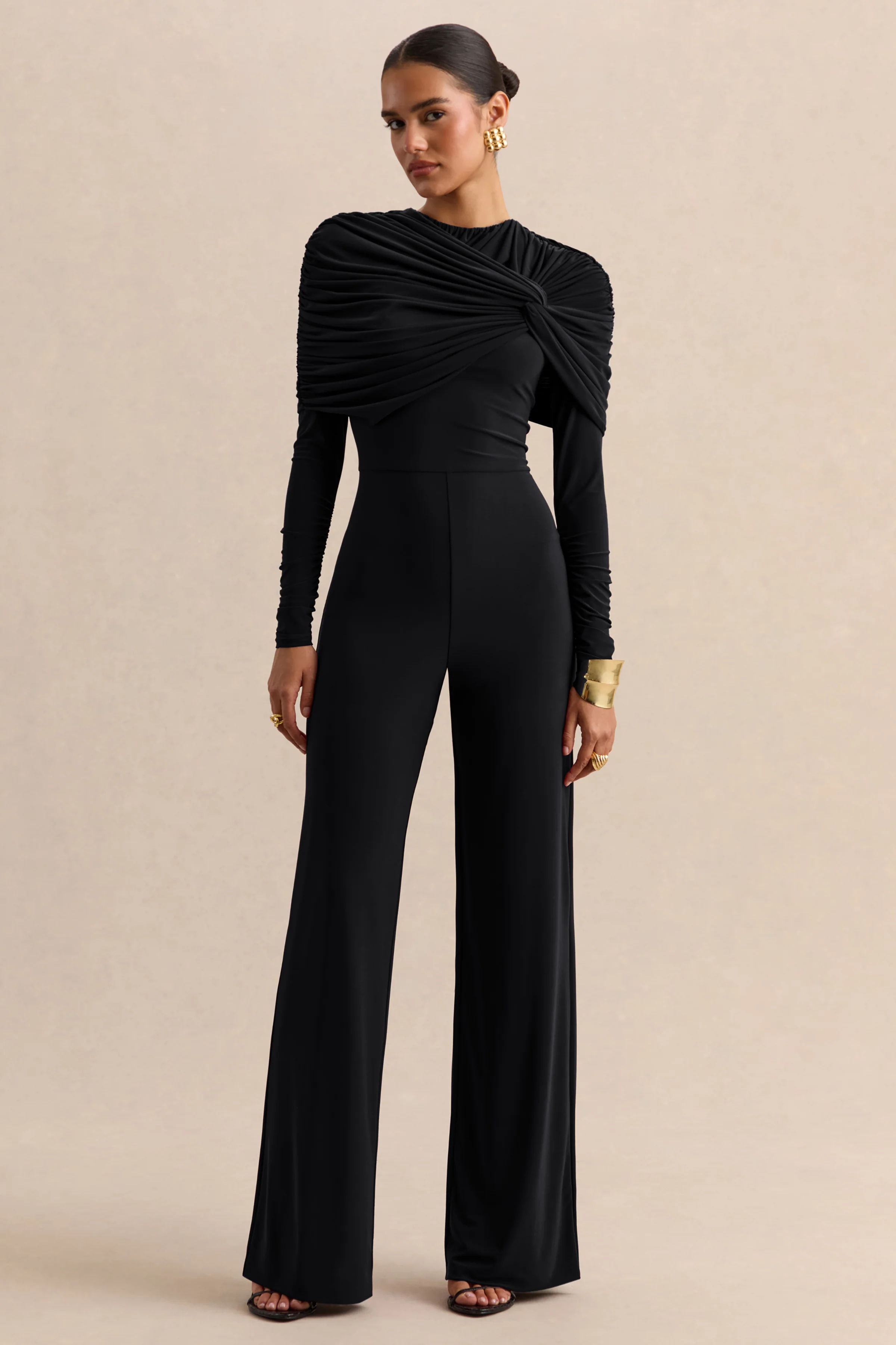 Eloura | Schwarzer Jumpsuit mit hohem Ausschnitt und gedrehtem Raffdetail - Image 6