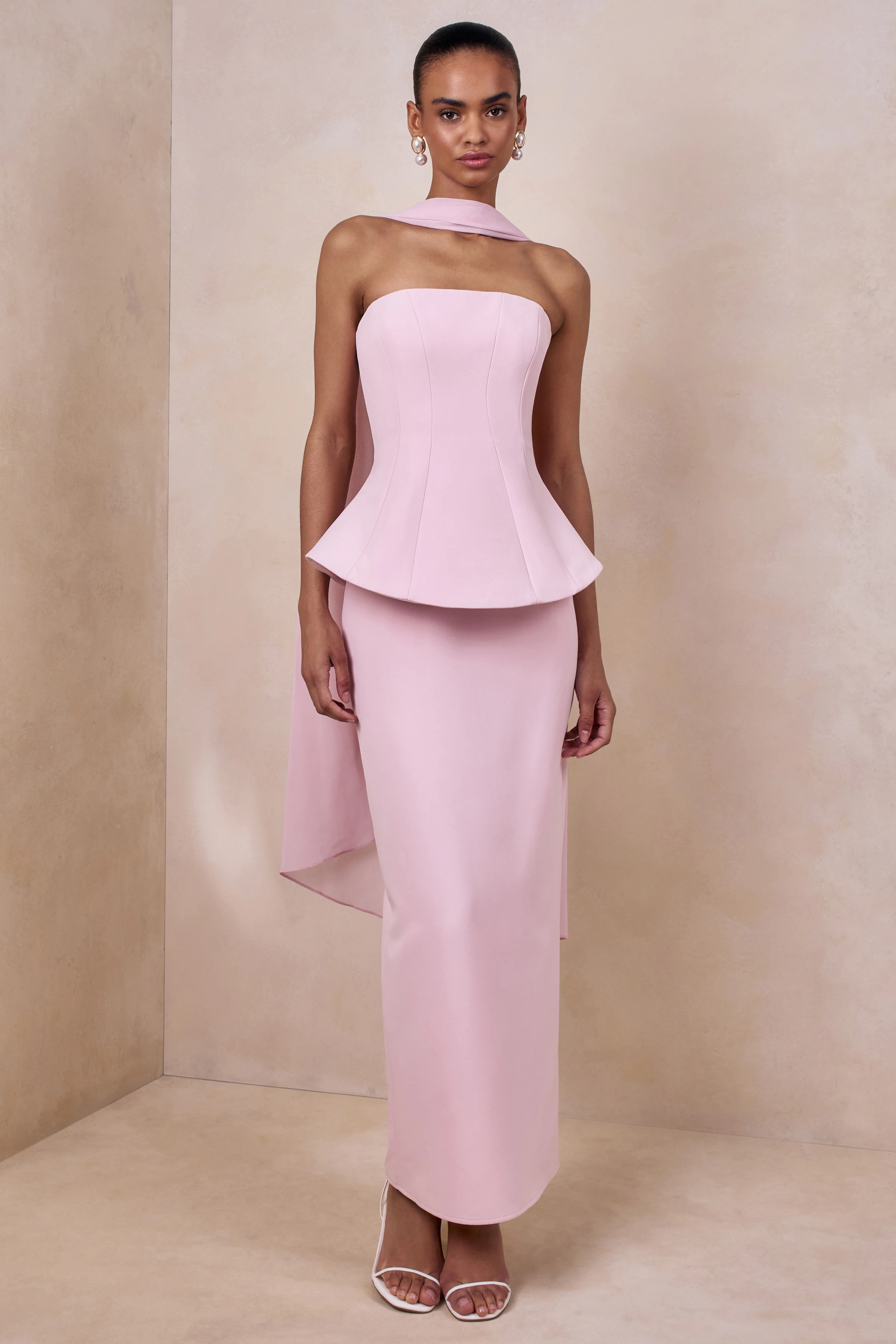 Farron | Hellrosa Bandeau-Corsage-Maxikleid