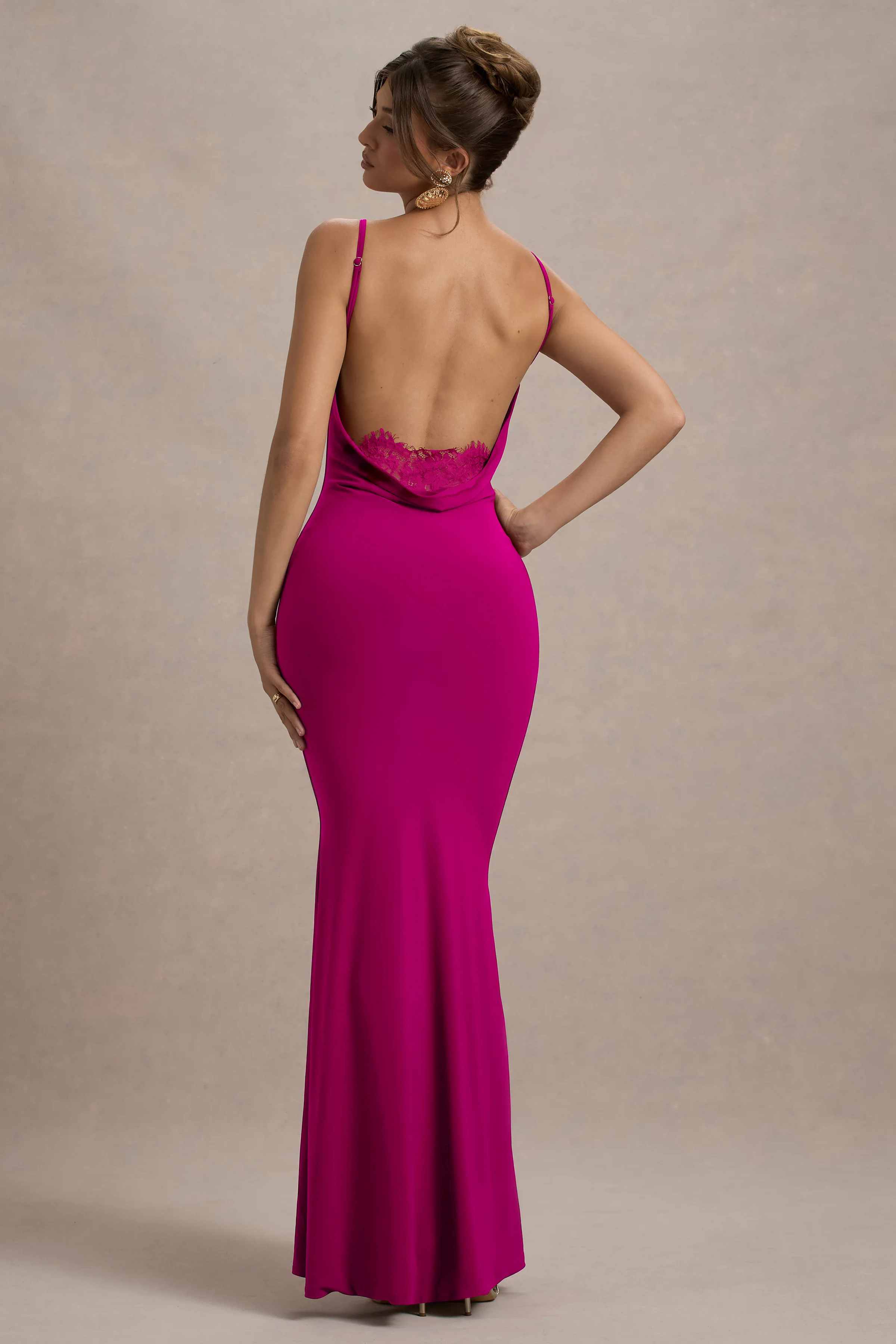 Francoise | Dunkelrosa Wasserfall-Ausschnitt-Maxikleid mit Rückenausschnitt und Spitzeinsatz