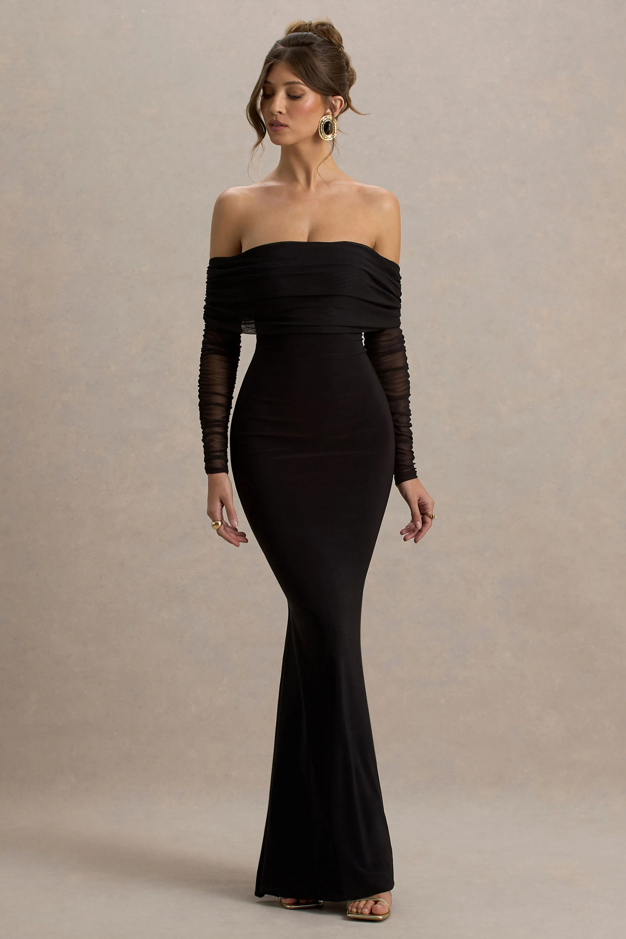 Madeleine | Schwarzes Fischschwanz-Maxikleid mit Bardot-Meshlangärmeln - Image 4
