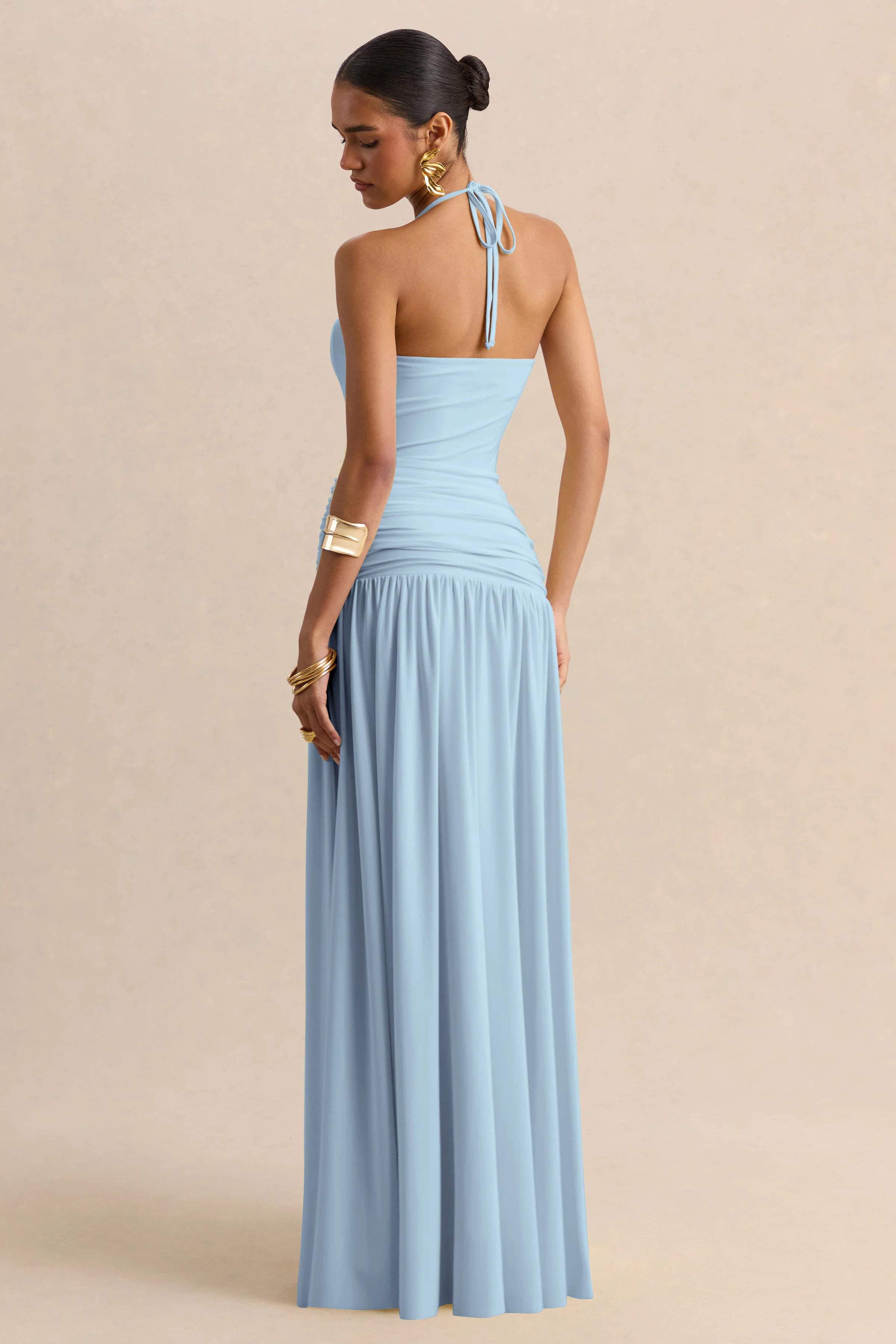 Nicolette | Puderblaues Maxikleid mit eckigem Ausschnitt und gerafften Details - Image 5