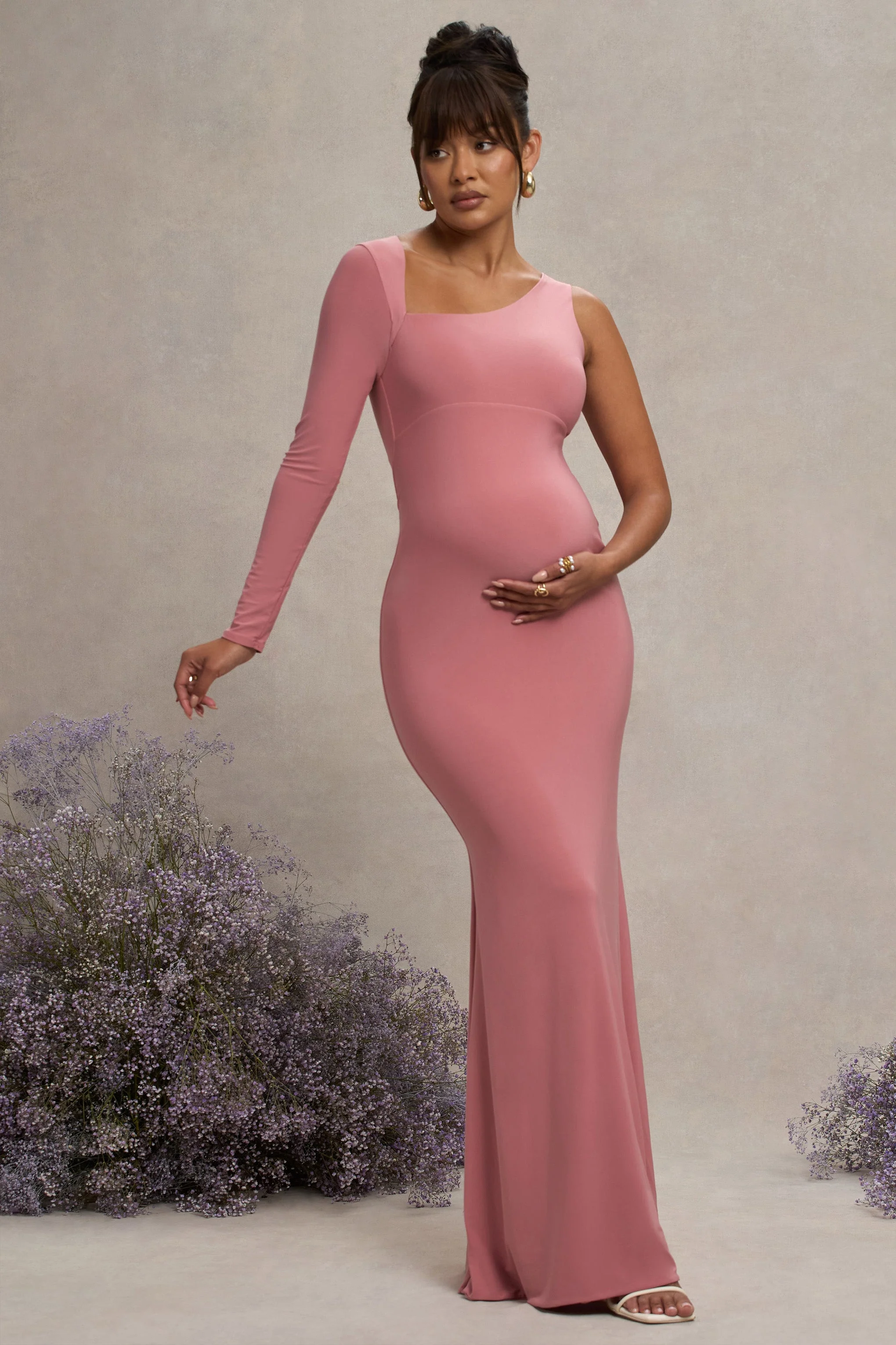 Oh Baby | Altrosa Umstands Ein-Schulter-Bodycon-Maxikleid - Image 5