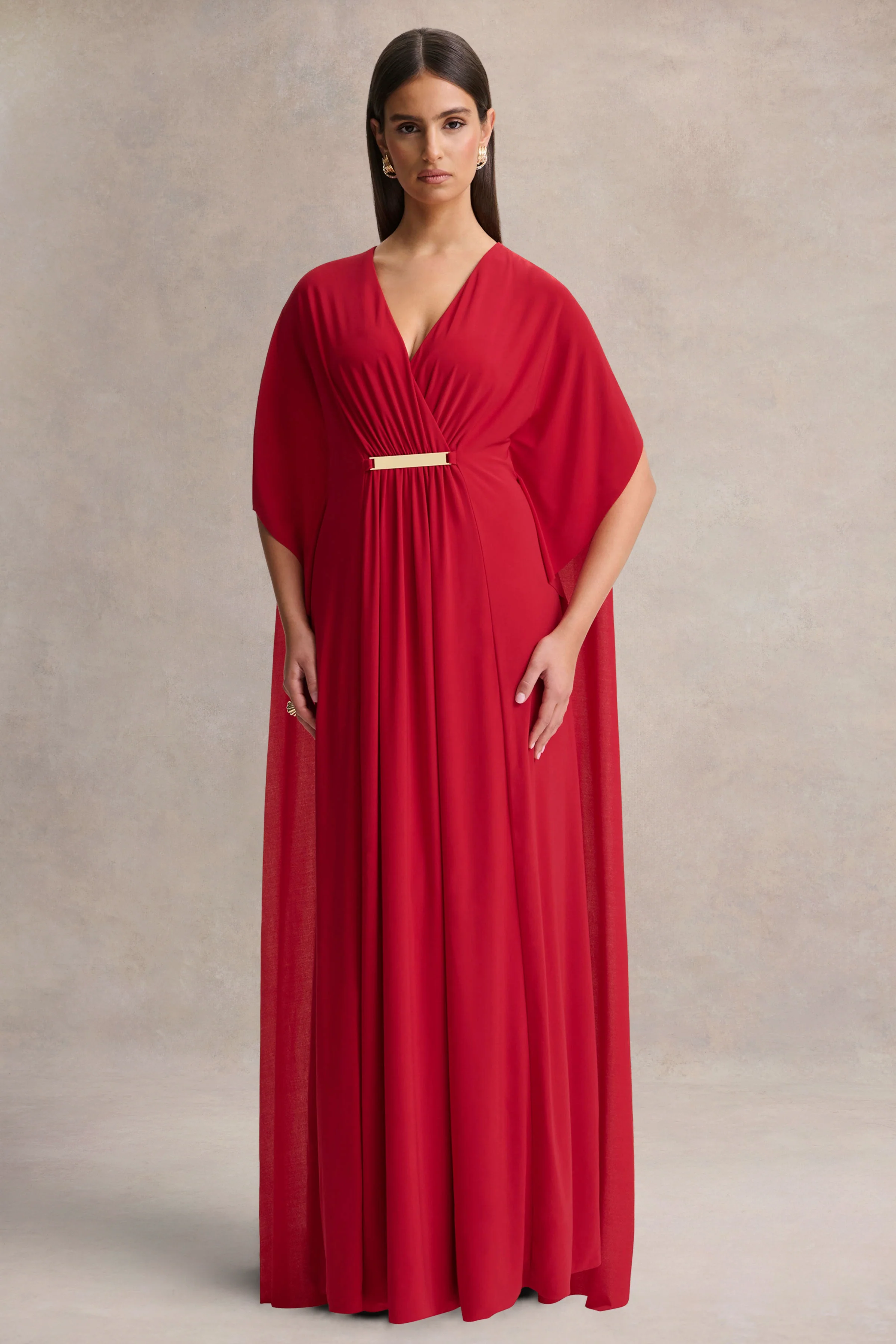Romilly | Rotes Maxikleid mit tiefem Ausschnitt und Raffdetail