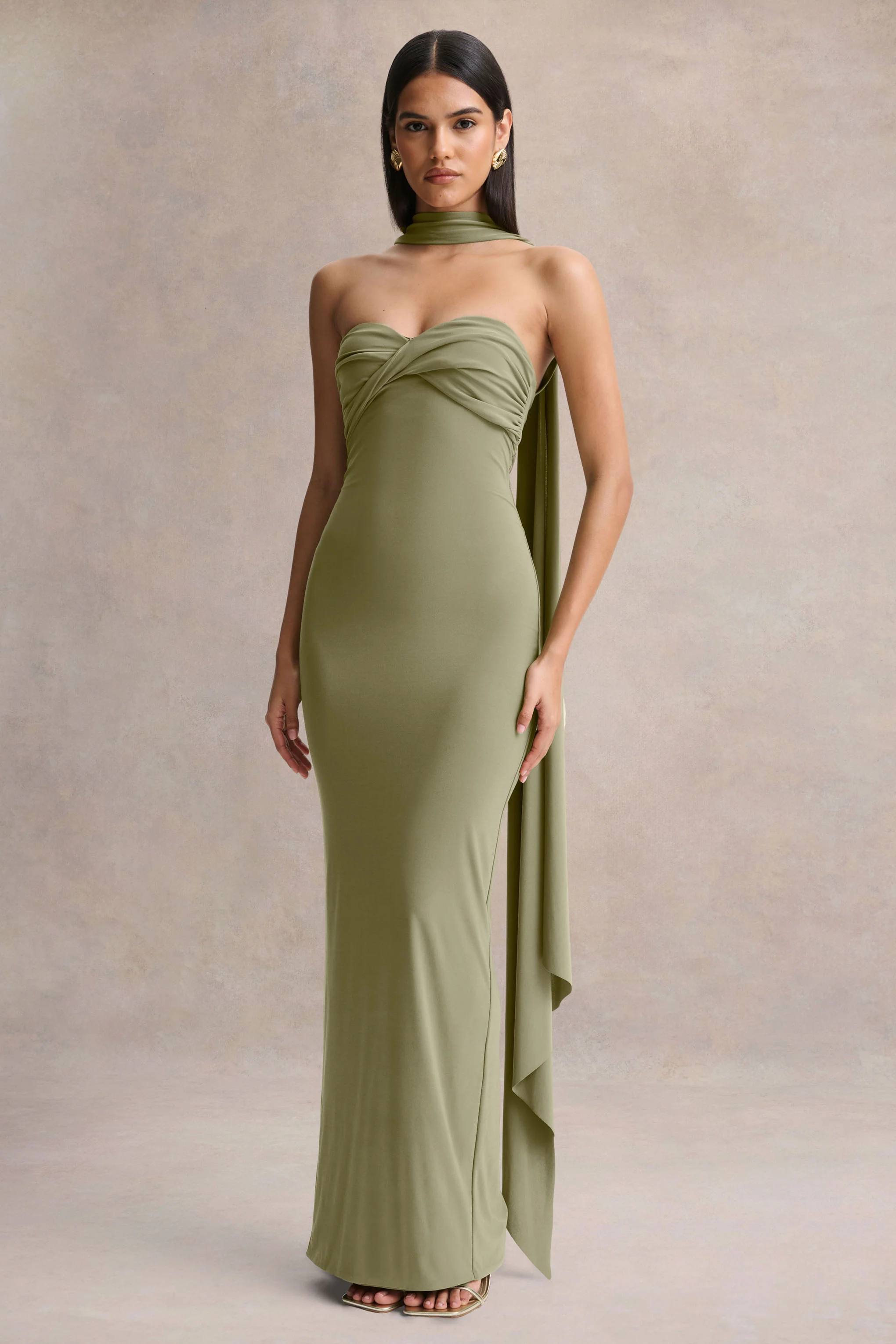 Sheila | Olivgrünes Bandeau-Maxikleid mit Schaldetail - Image 5
