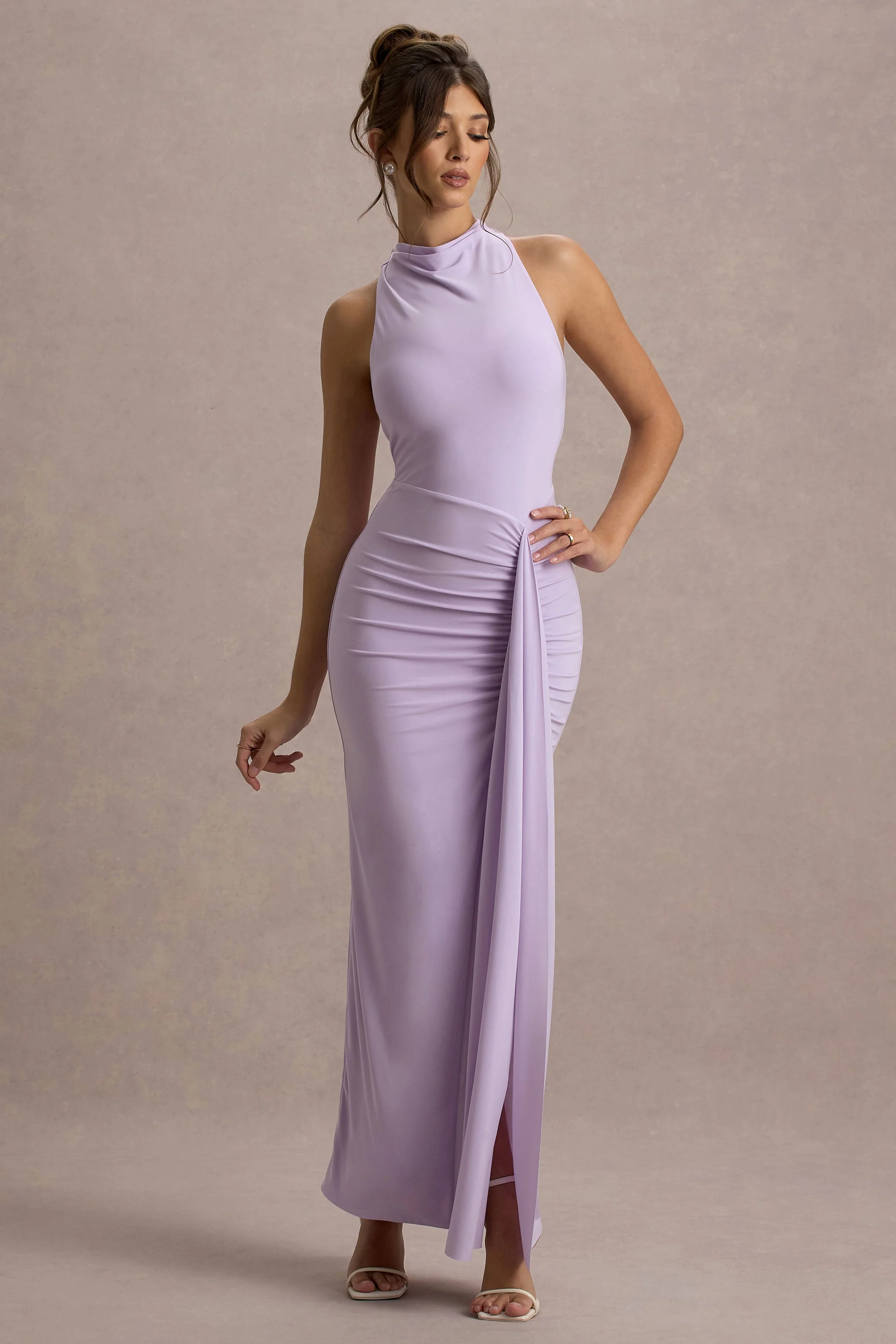Sunflower | Fliederfarbiges Maxikleid mit hohem Kragen, Raffung und Schlitz - Image 5