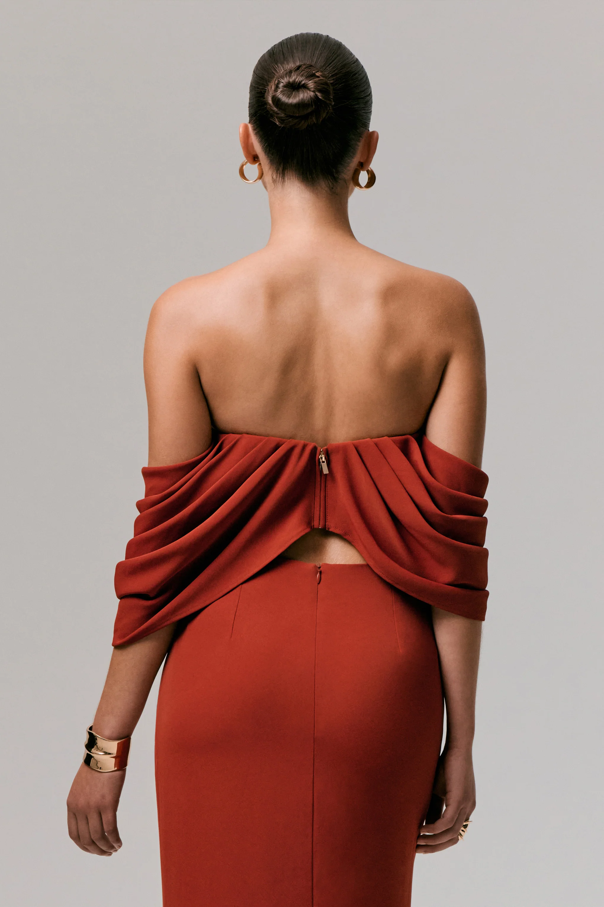 Talika | Terrakotta Bardot-Crop-Top mit drapierten Ärmeln - Image 2