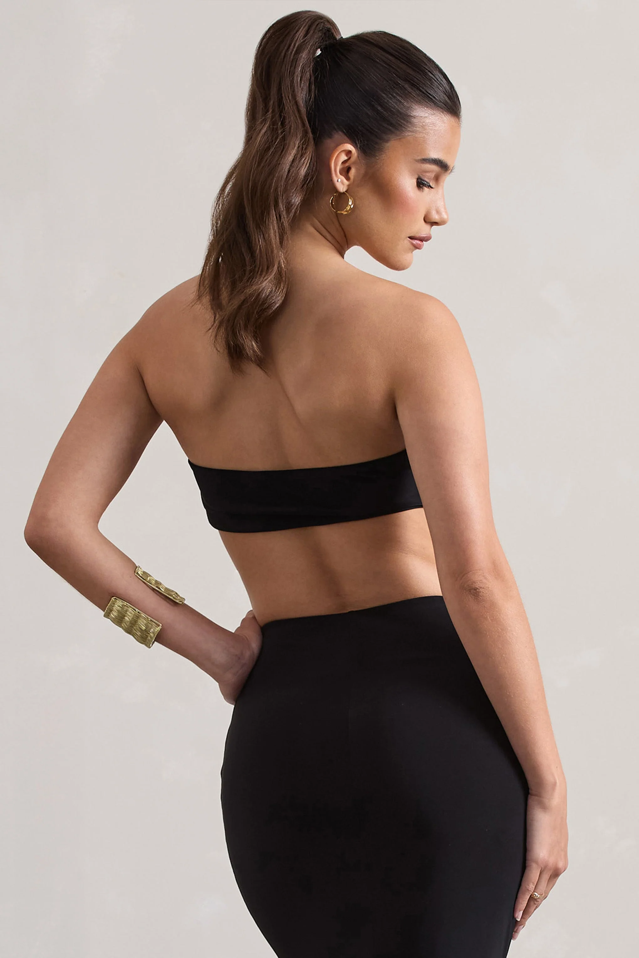 Vada | Schwarzes Bandeau-Crop-Top - Image 2