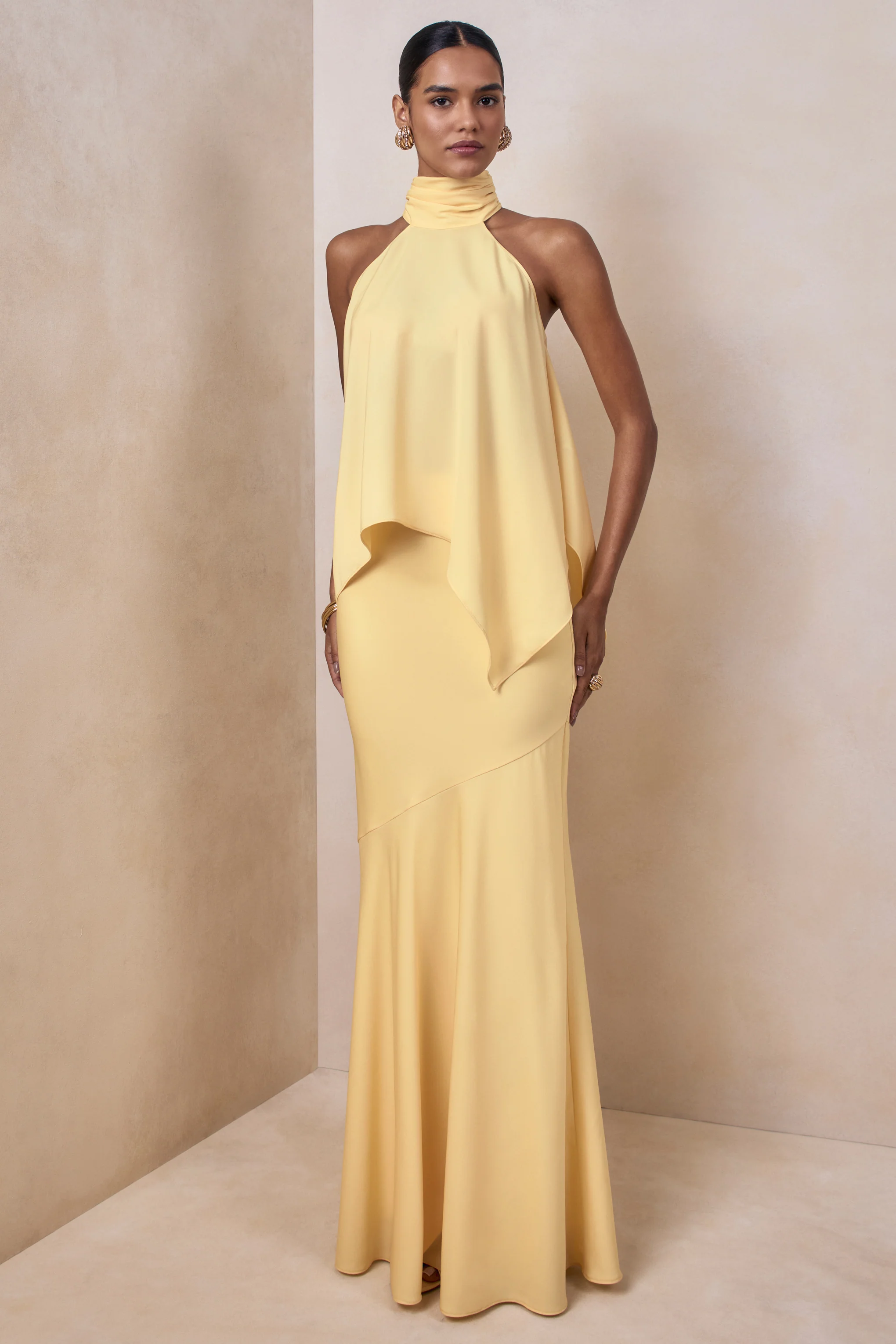 Vayla | Zitronengelber asymmetrischer Satin-Maxirock mit tief angesetzter Taille - Image 3