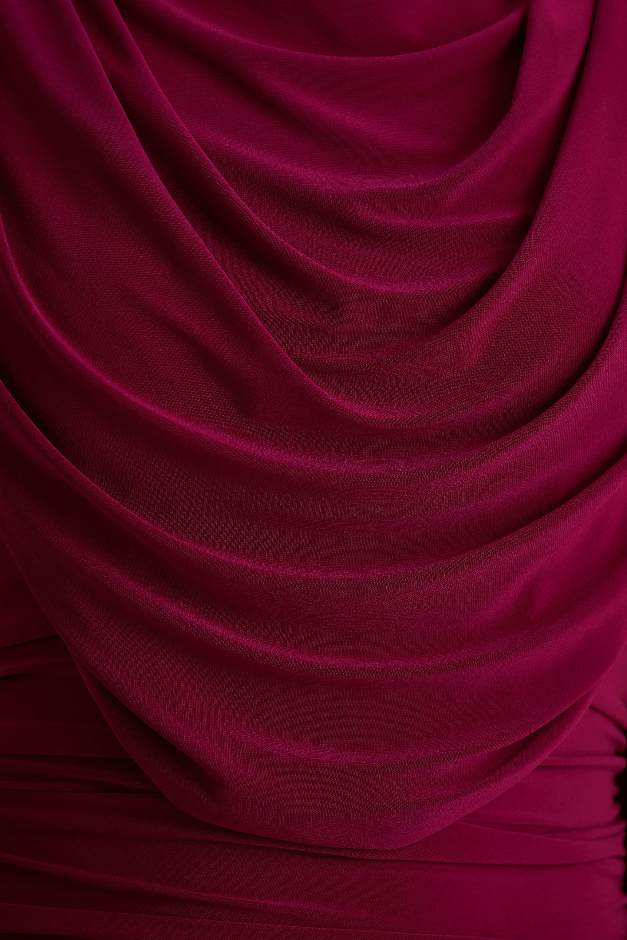 Wanderer | Burgunderrotes Midikleid mit Rundhalsausschnitt und Drapierungen - Image 6