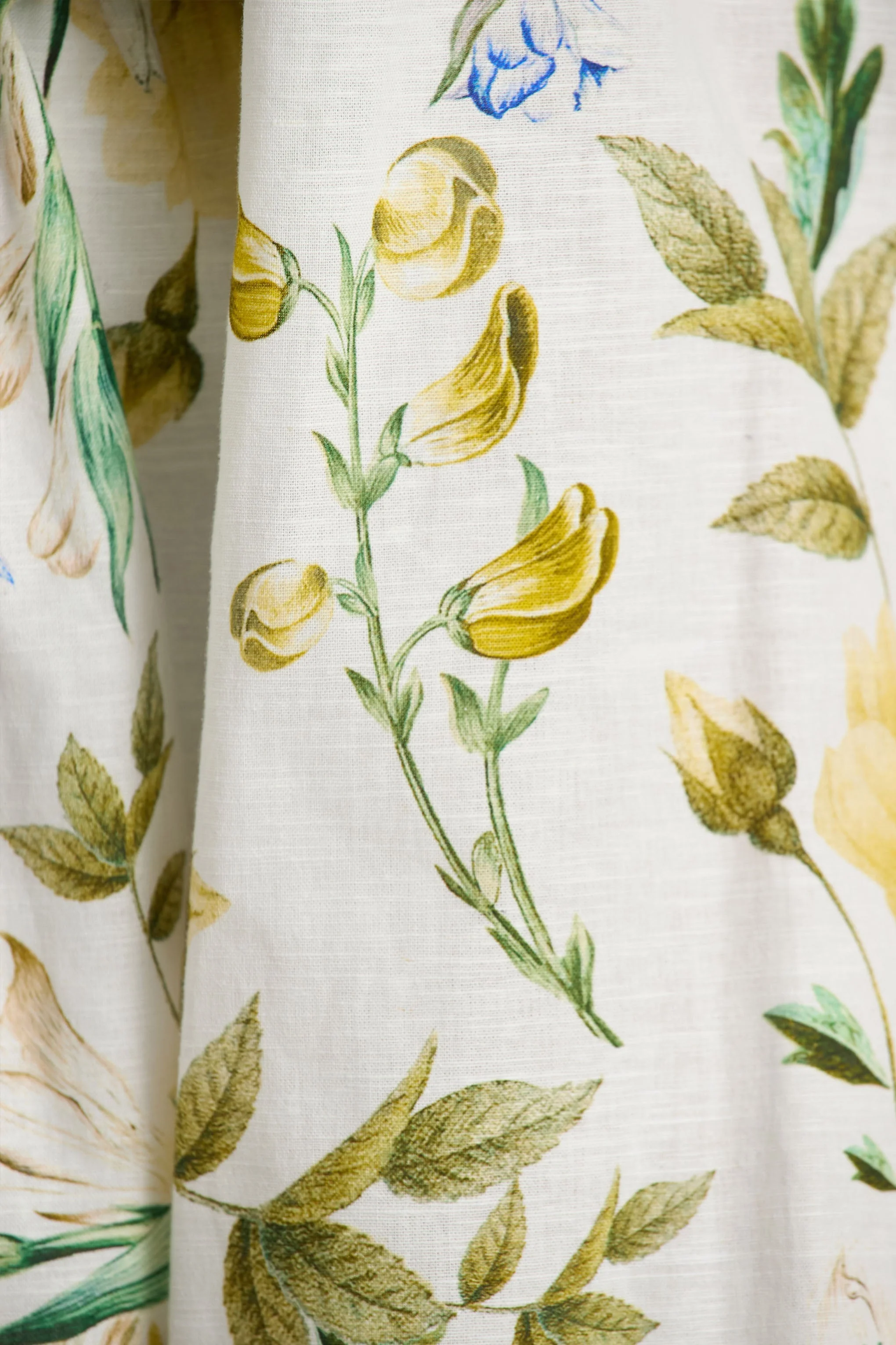 Waterfall | Playsuit im Leinenlook mit Zitronenblumen-Print und asymmetrischen Ärmeln - Image 6