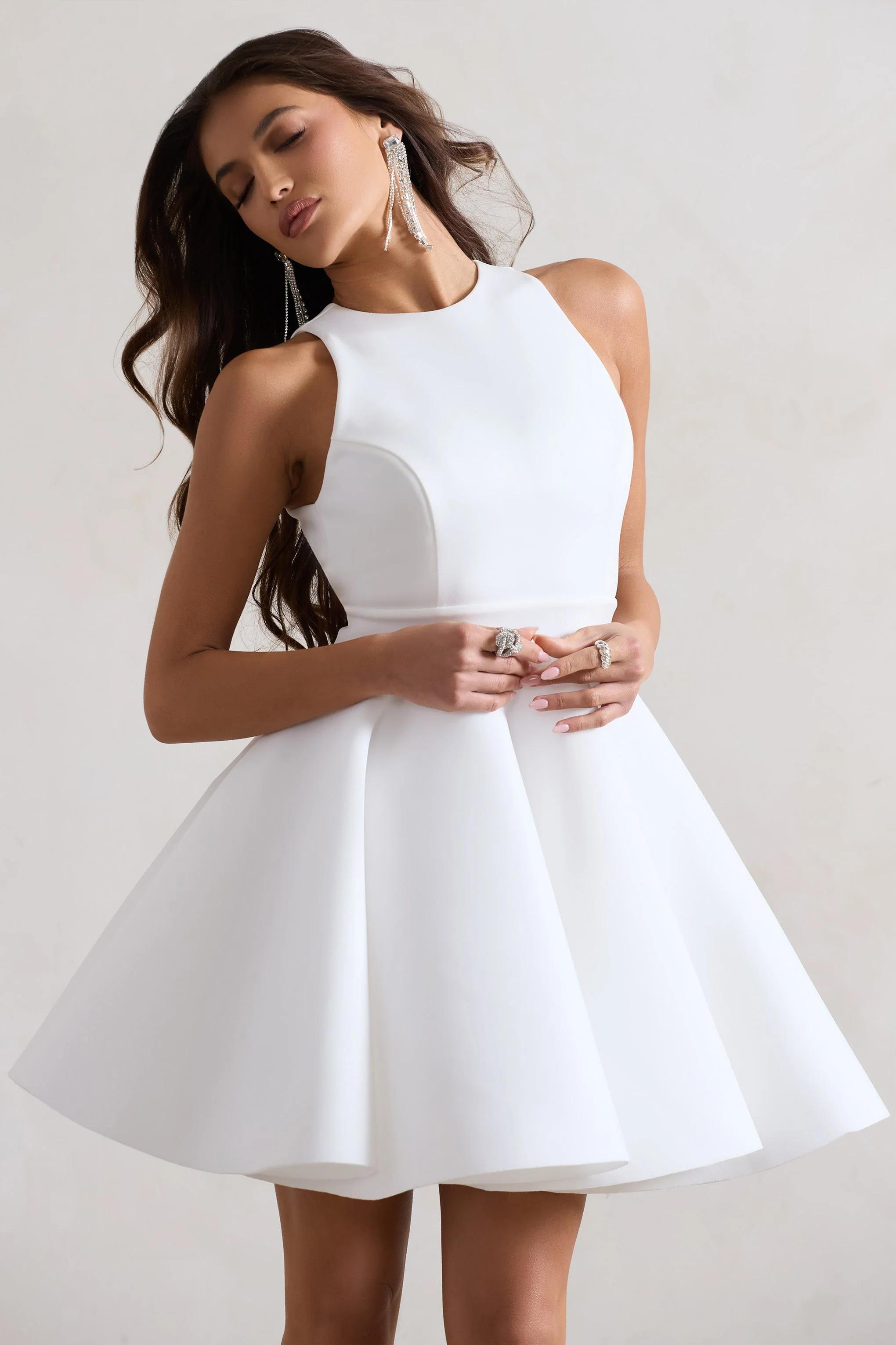 Waverly | Weißes Skater-Minikleid mit Racer-Ausschnitt - Image 3