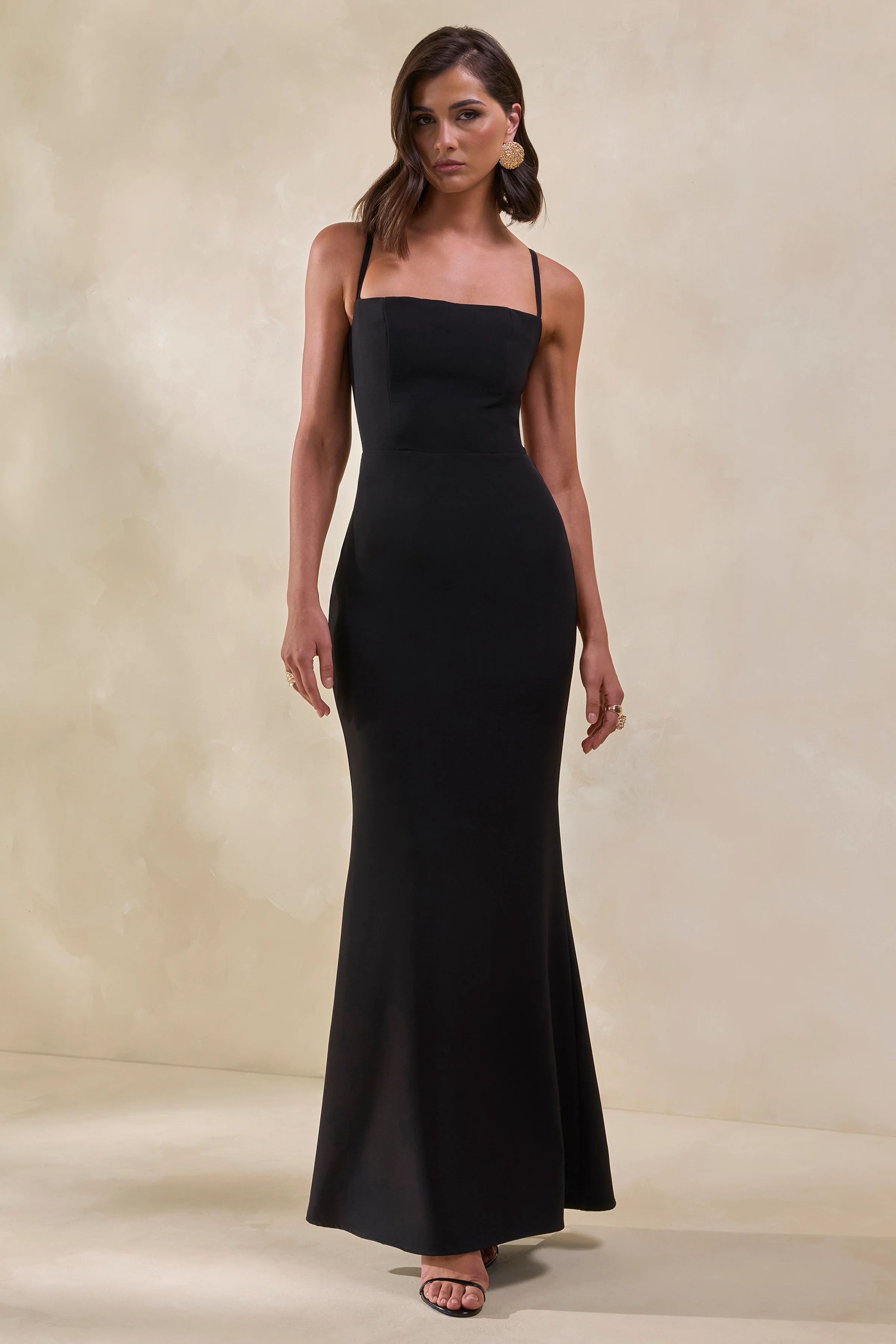 Zavira | Schwarzes Maxikleid mit eckigem Ausschnitt